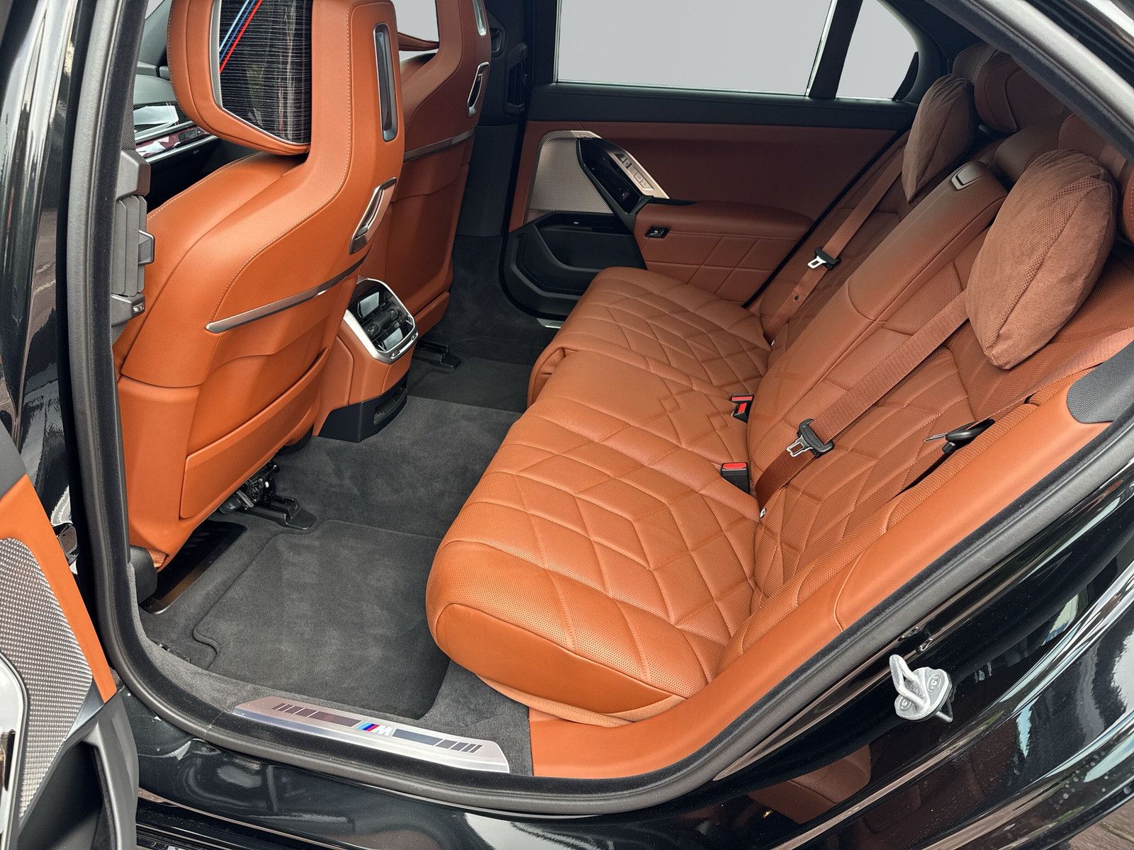 BMW 740d xDrive M SPORT PRO *TV *Executive Lounge