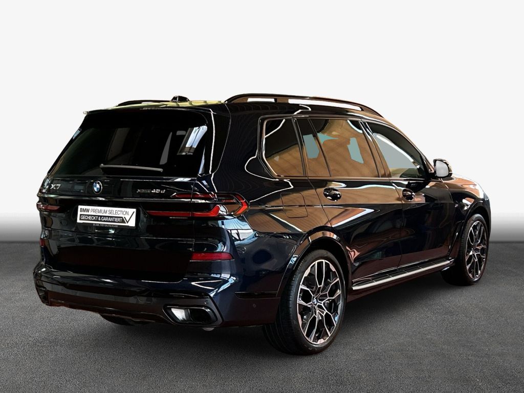 BMW X7 xDrive40d M-PaketPro AHK Pano HiFi Massage