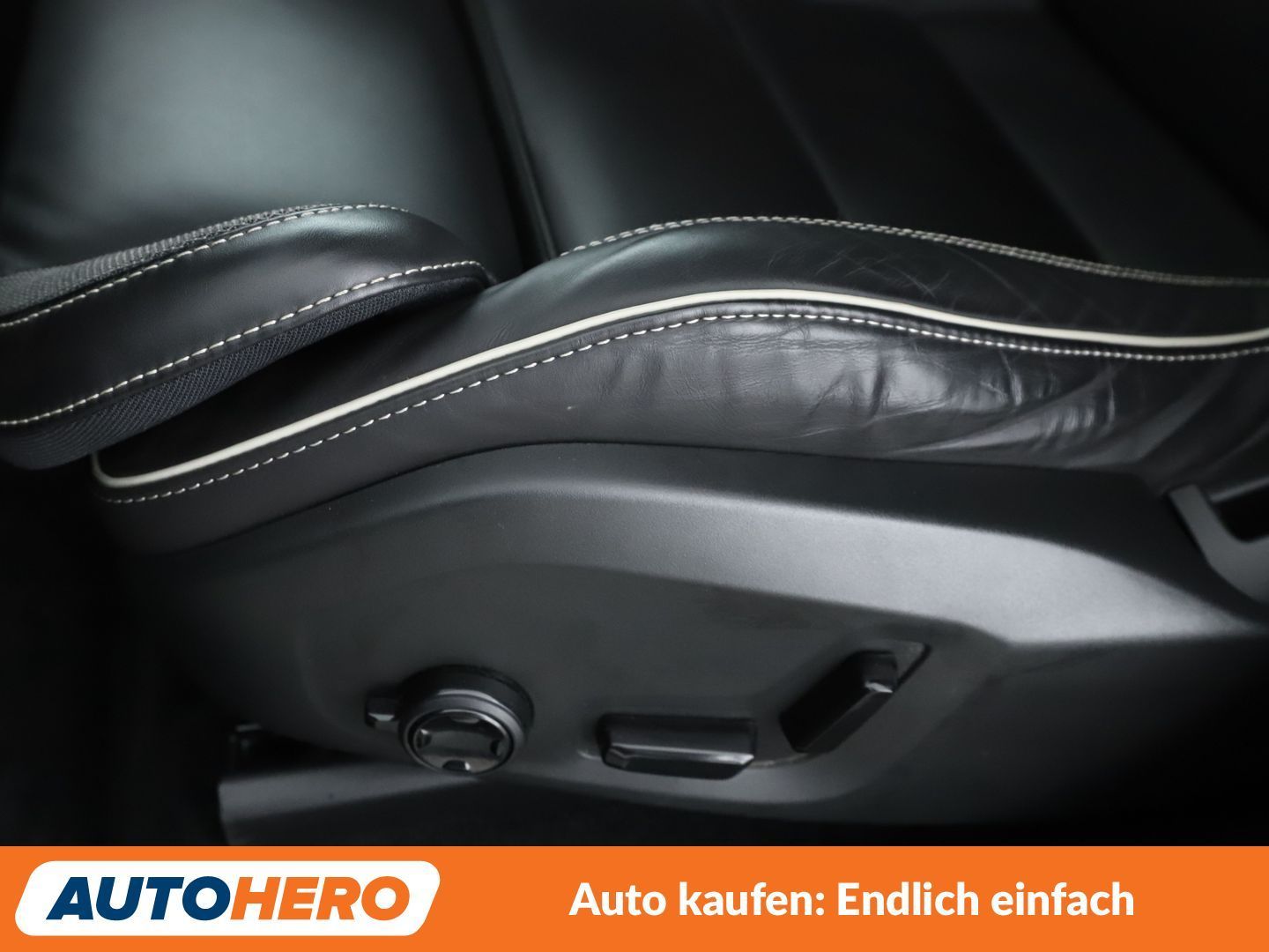 Volvo XC60 2.0 B5 Diesel R-Design AWD Aut.*NAVI*HK*ACC