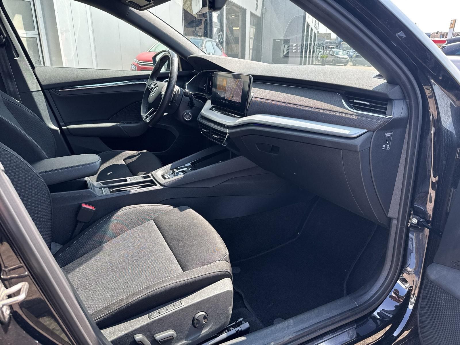 Skoda Octavia First Edition KEYLESS LED ACC LENKHZ PDC