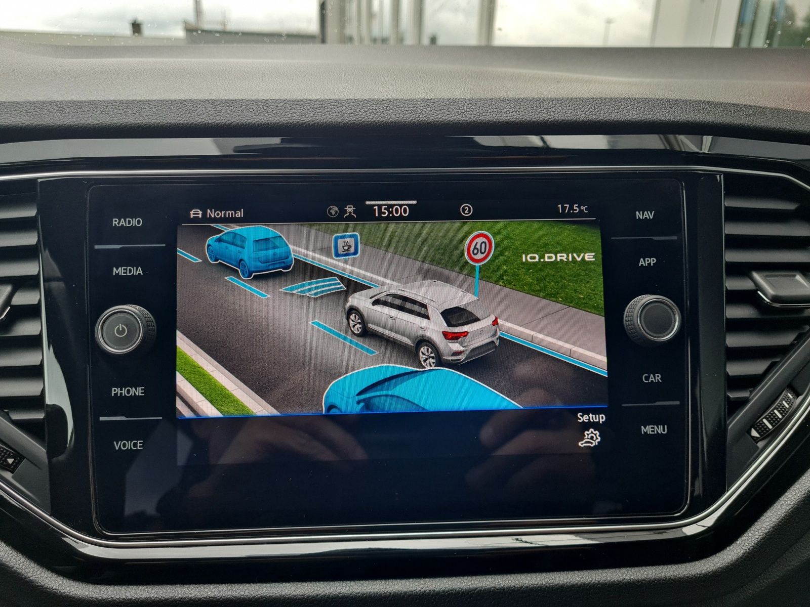 Volkswagen T-Roc 2.0 TSI Sport 4Motion Black - Samsaru's Car Outlet