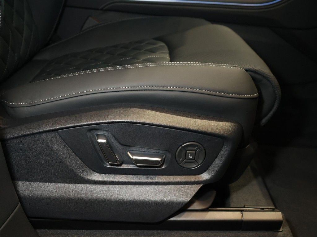 Audi Q7  S line SUV 50 TDI quattro