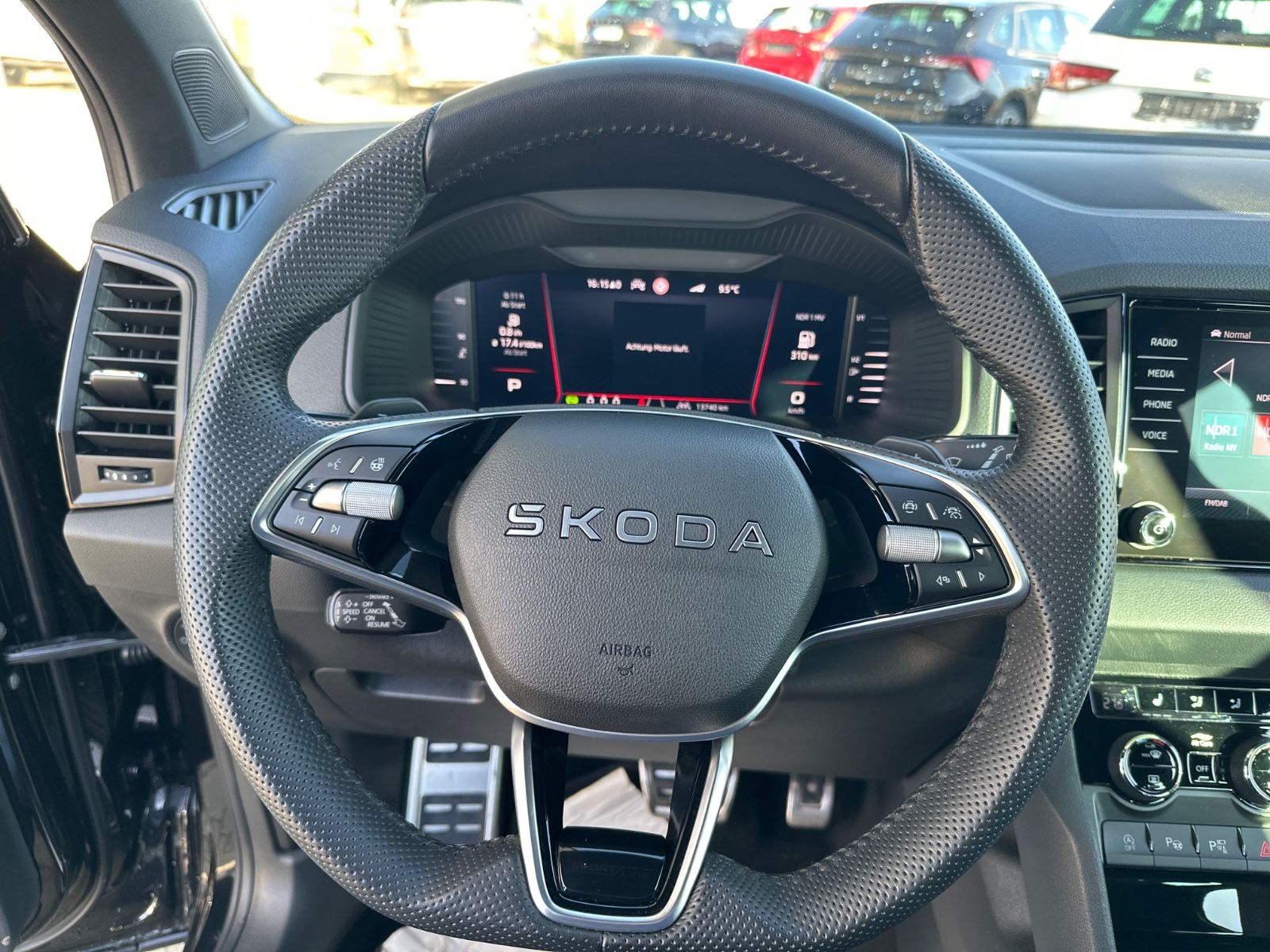 Skoda Karoq Sportline verl. Garantie
