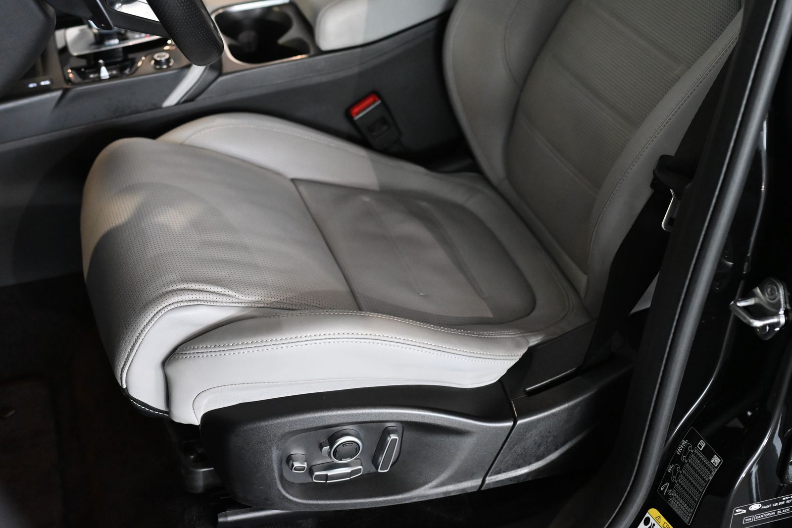Jaguar E-PACE D200 R-Dynamic HSE AWD Pano ACC Leder 20"