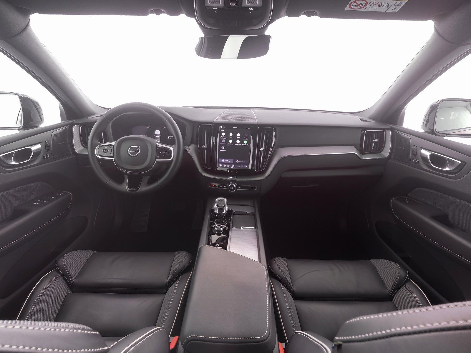 Volvo XC60 T8 Recharge AWD Geartronic Plus Dark