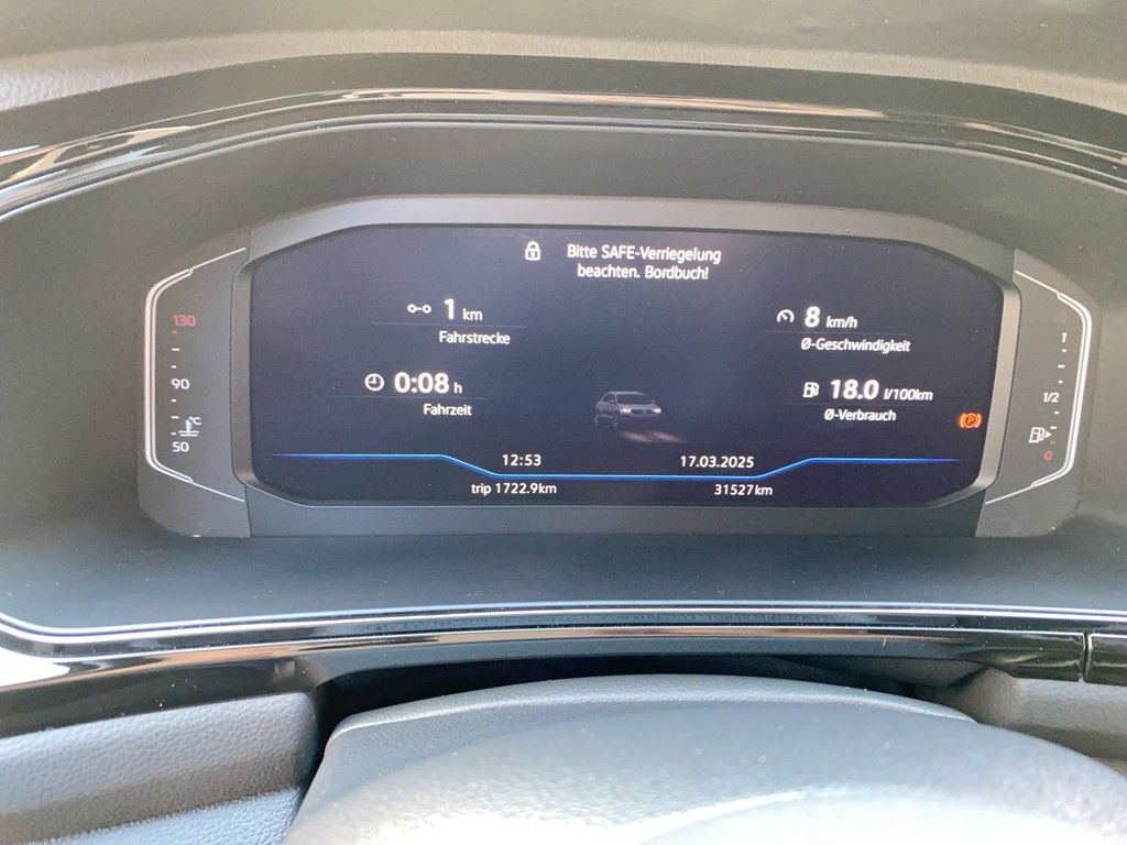 Volkswagen T-Roc Style BlackStyle TSI DSG - Samsaru's Car Outlet
