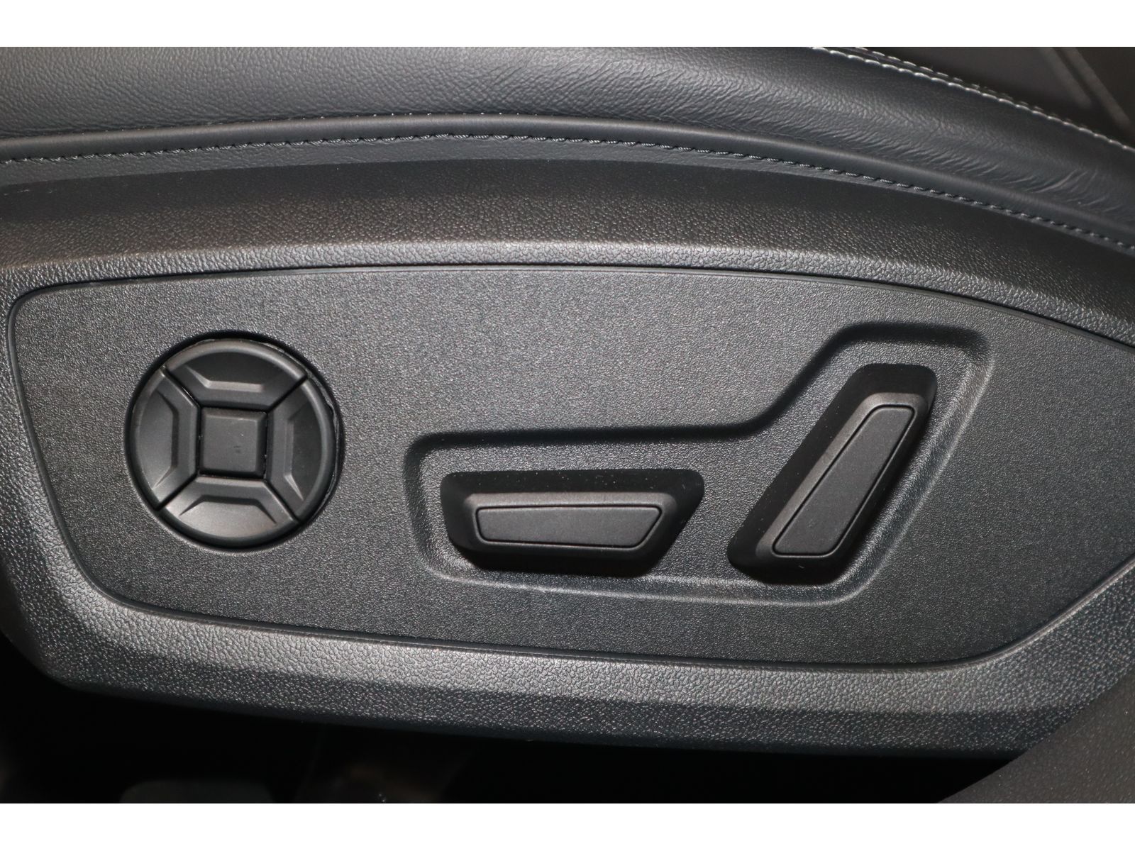 Audi A6 Limo 40 TDI advanced - Samsaru's Car Outlet