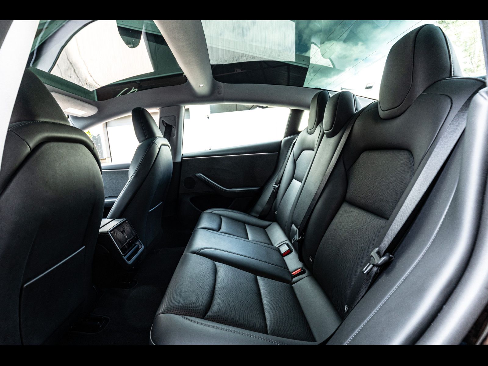 Tesla Model 3 HIGHLAND PREMIUM RWD°AUTOPILOT°PANO°18°