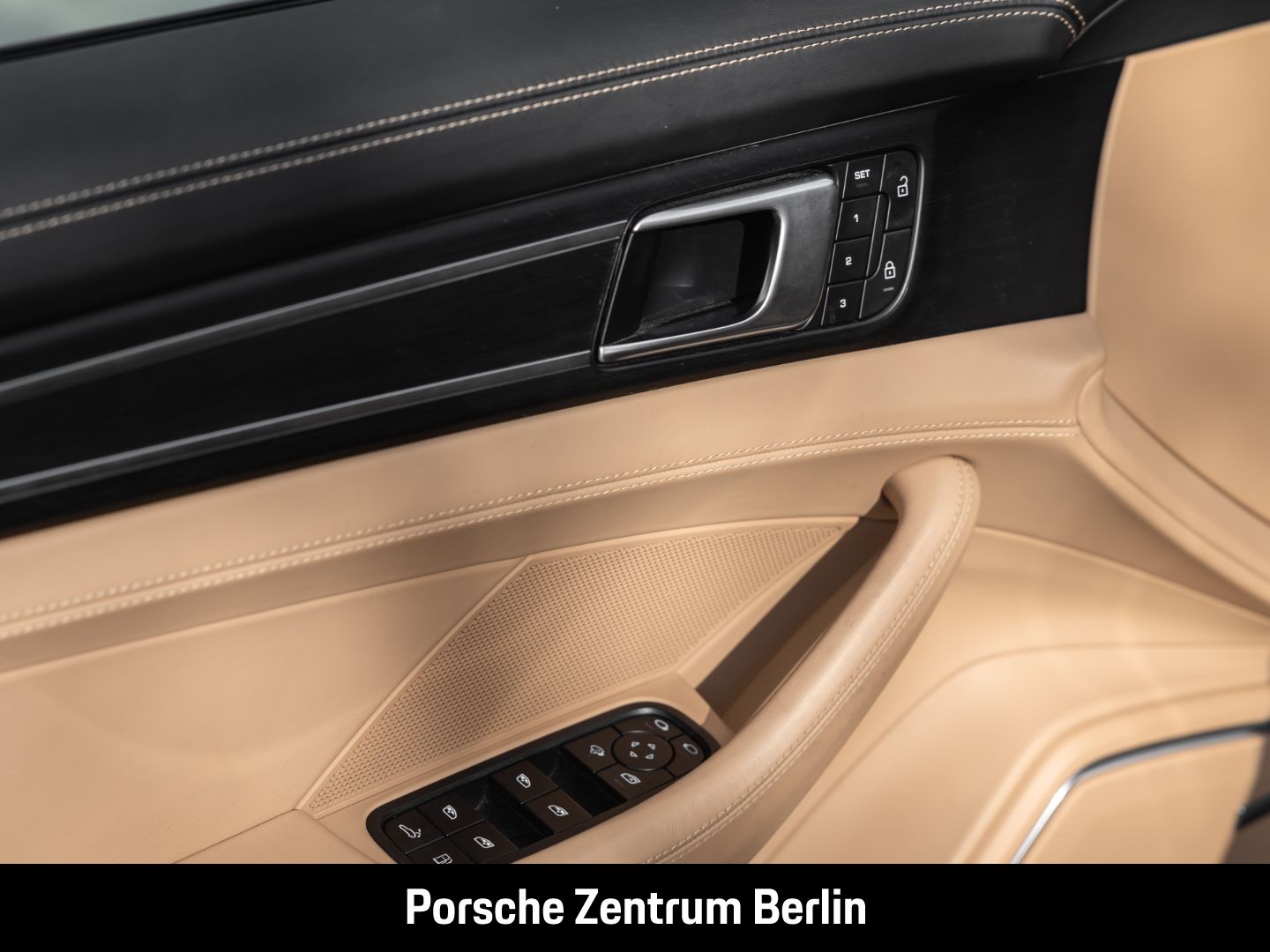 Porsche Panamera 4 E-Hybrid Sport Turismo Platinum Editi