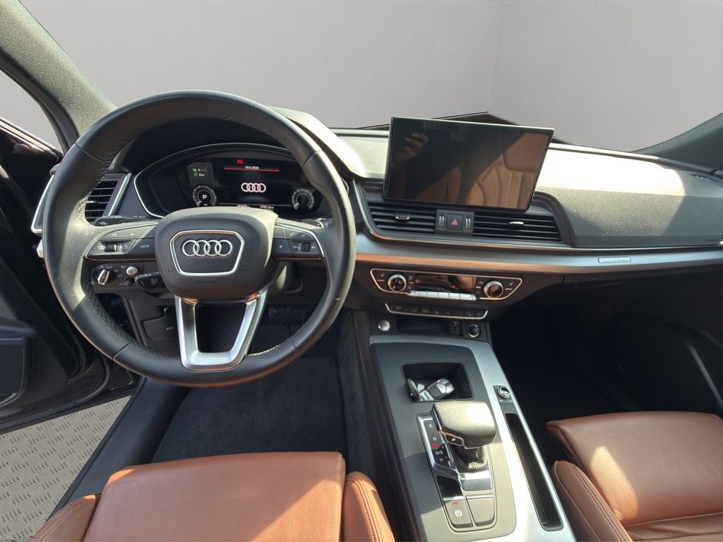 Audi Q5 S-Line 55TFSIe Quattro S-Tr. Pano AHK Leder