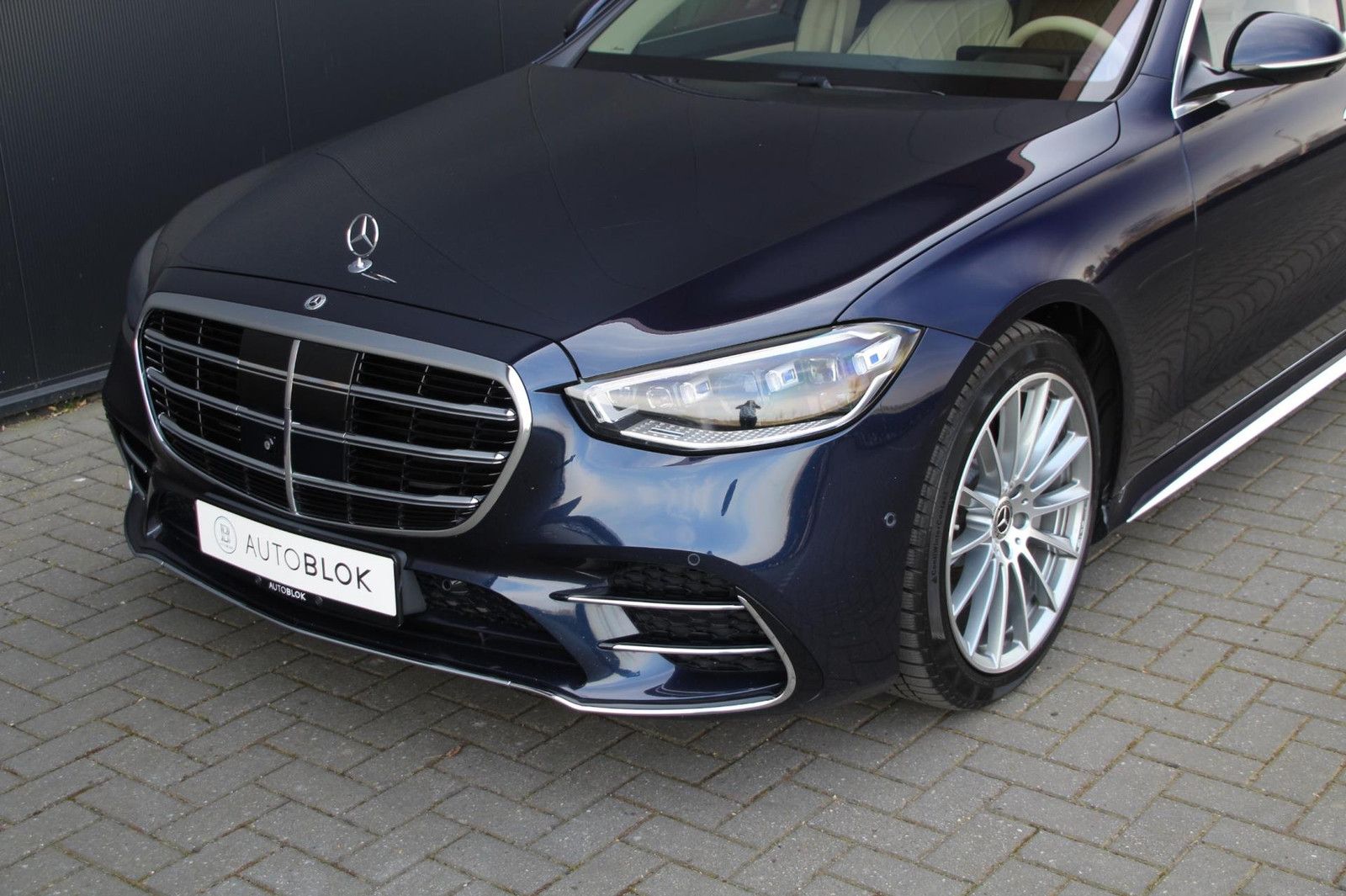 Mercedes-Benz S-klasse 580 e Lang AMG Line - Samsaru's Car Outlet