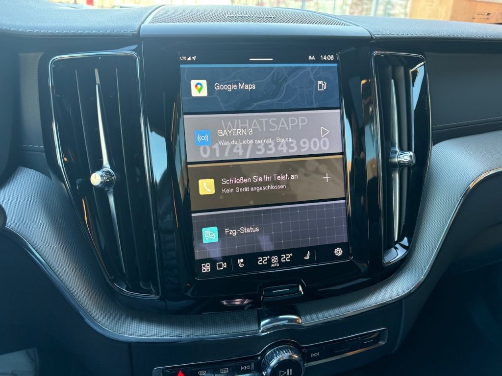 Volvo XC60 B4 Ultimate Dark HUD Pano Luftfed. 360° Har
