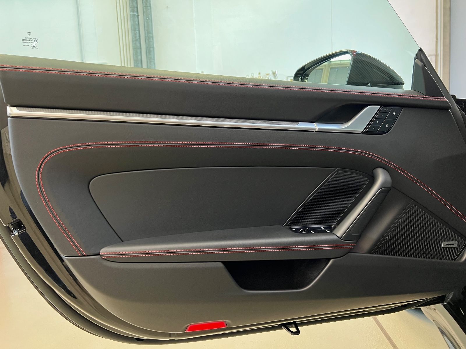 Porsche 992 Carrera S - Samsaru's Car Outlet