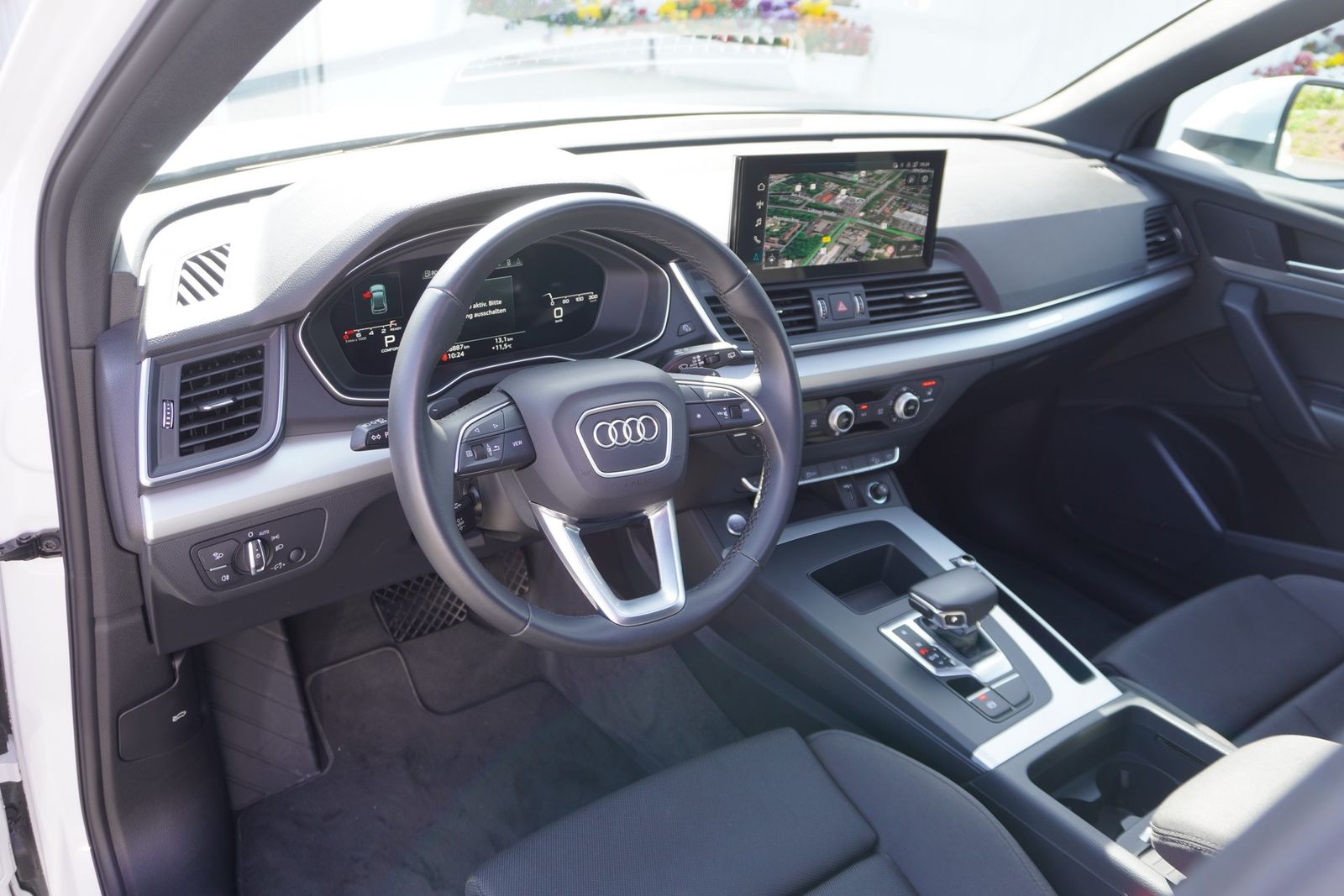 Audi Q5 Sportback S-Line 45 TFSI quattro s-tronic - Samsaru's Car Outlet