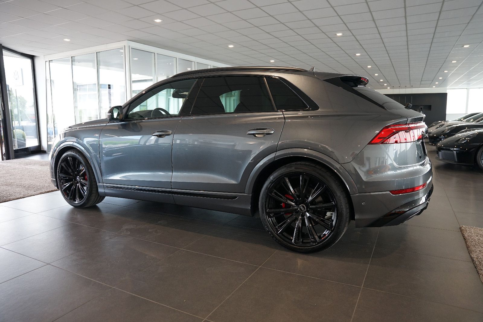 Audi Q8 50 TDI quattro | S line | Pano | B&O | Matrix