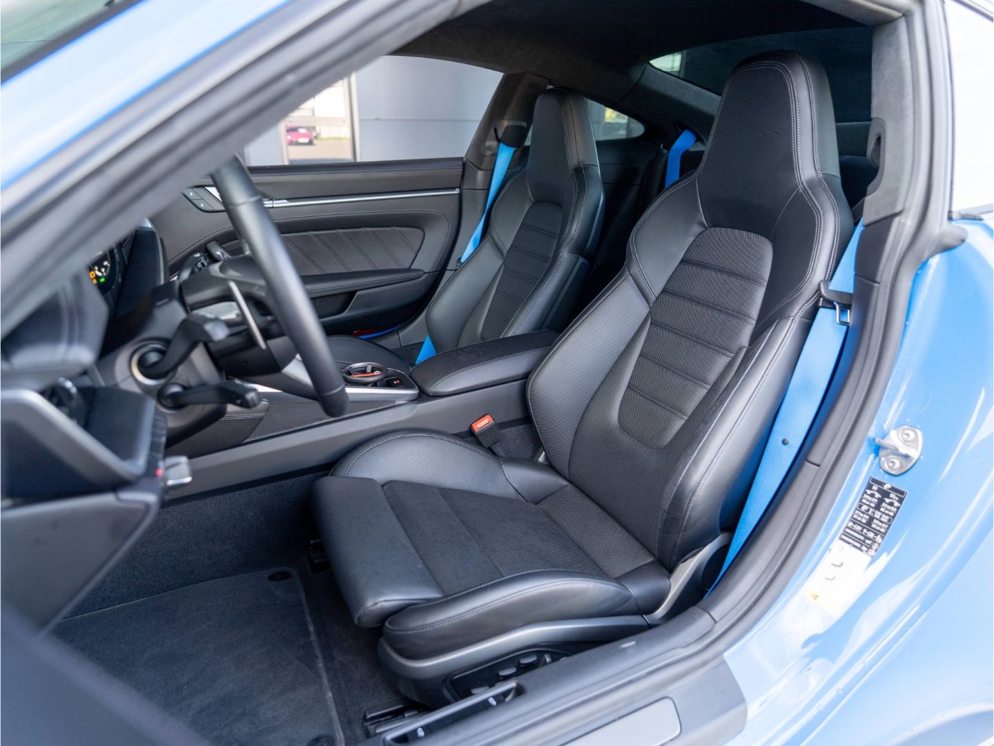 Porsche 911 Turbo S Lift PCCB Burmester InnoDrive