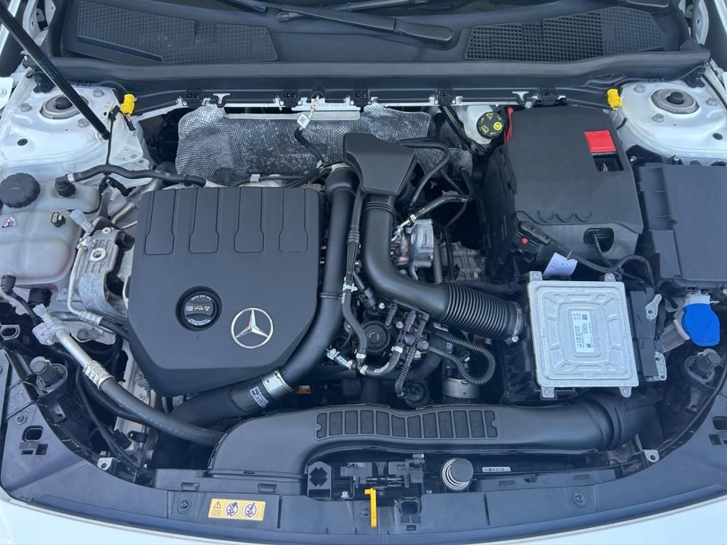 Mercedes-Benz A 200 Plus - Samsaru's Car Outlet