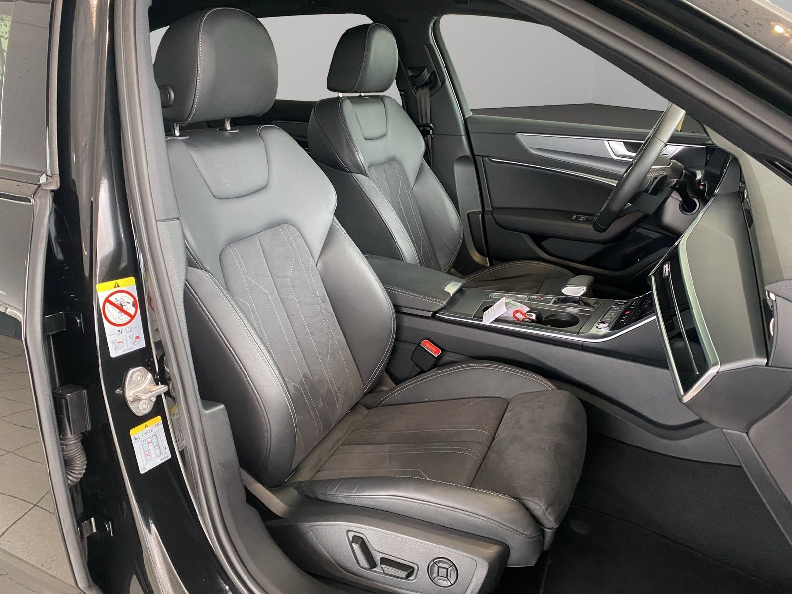 Audi A6 Avant S line (SHZ.Matrix-LED.PDC.AHK.NAVI.DAB