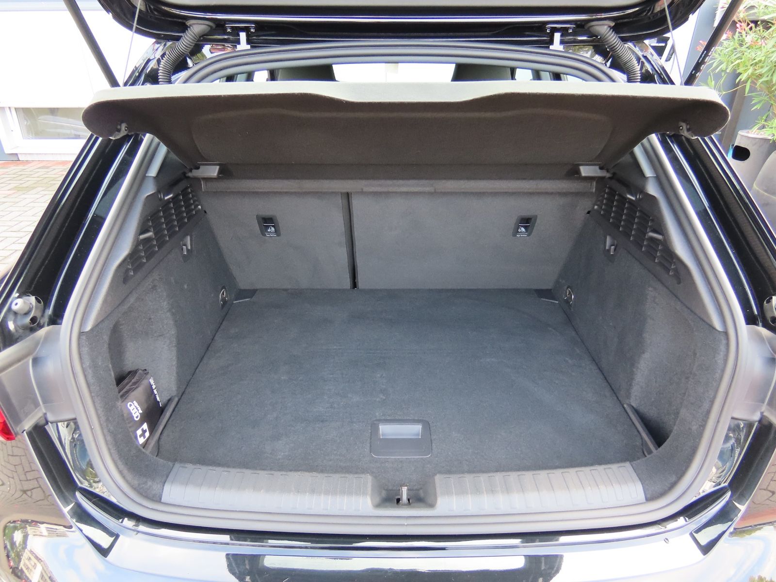 Audi A3 35 TFSI Sportback Autom. Navi ACC