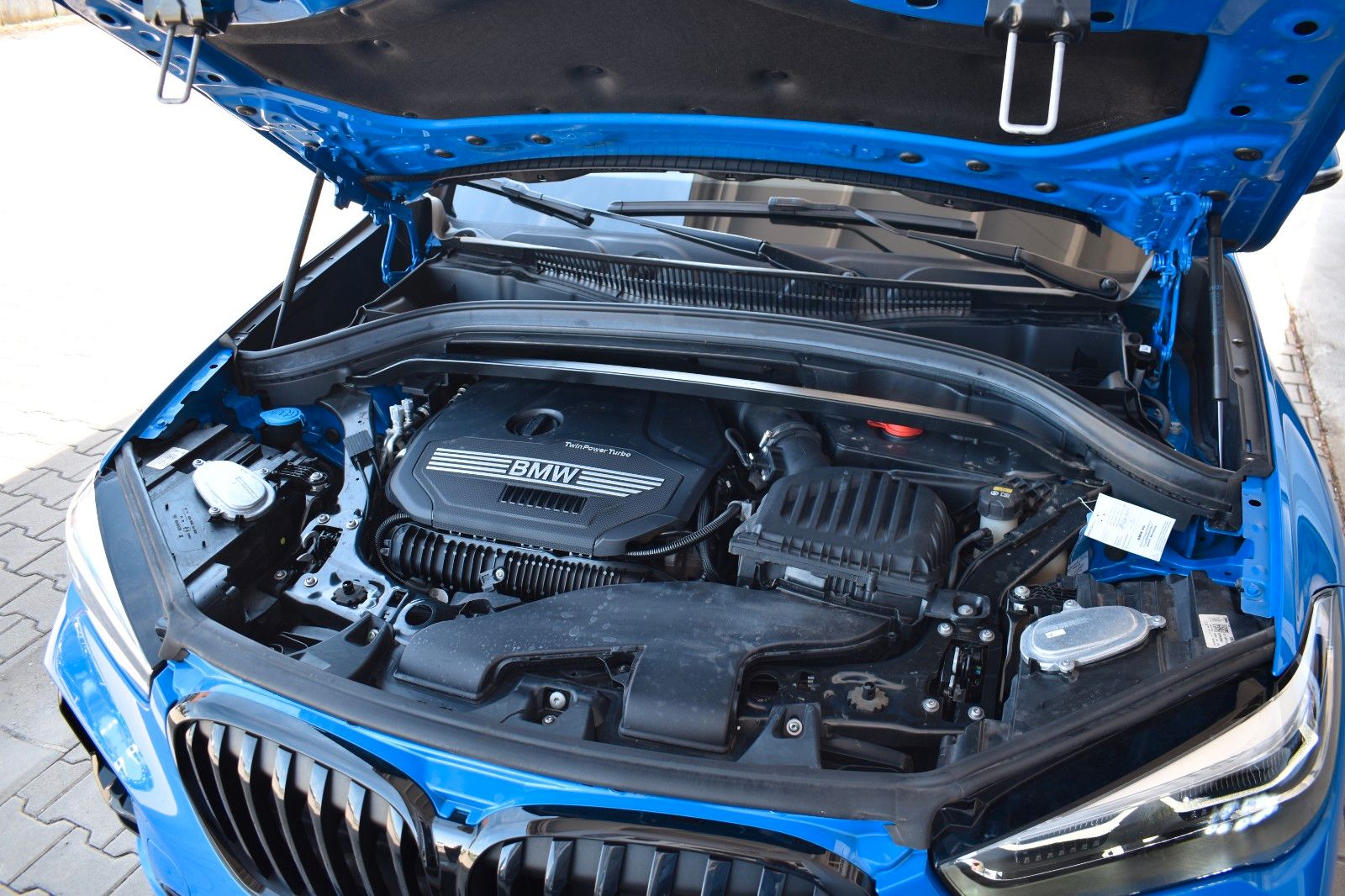 BMW X1 xDrive20i Aut. M Sport - Samsaru's Car Outlet