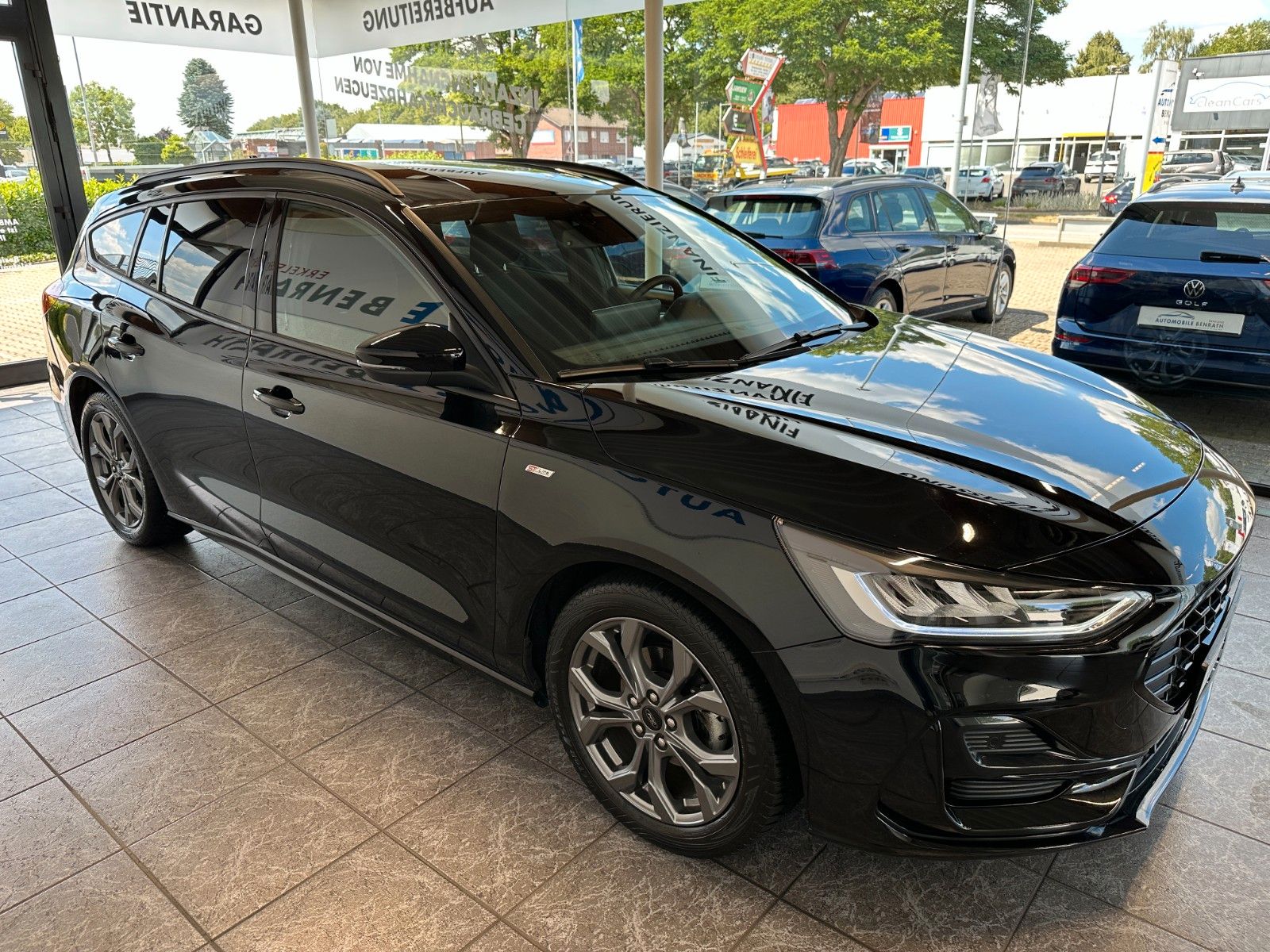 Ford Focus Turnier ST-Line *LED*RFK*ACC*ALLWETTER*TOP