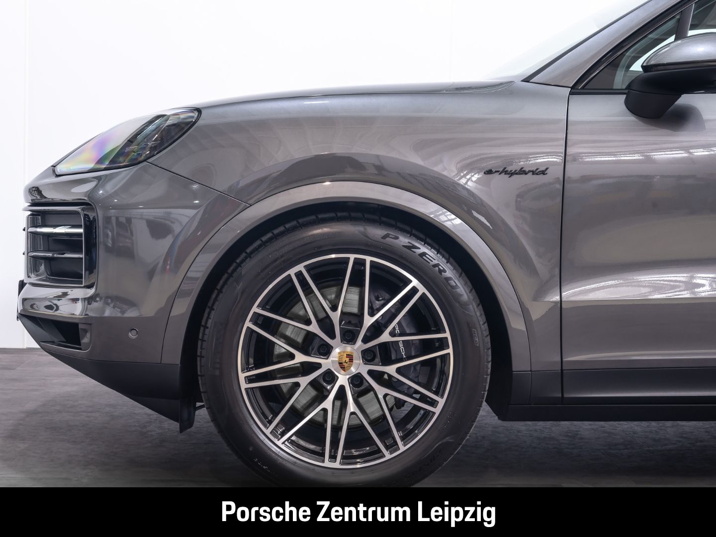 Porsche Cayenne E-Hybrid Sportabgas HeadUp Massage ACC