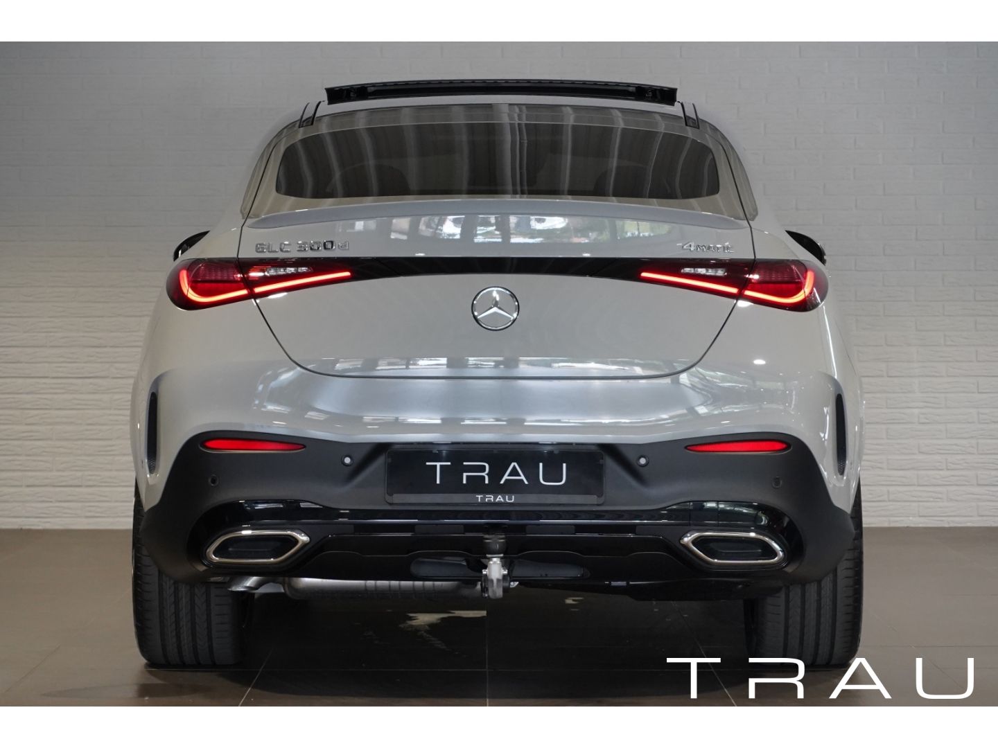 Mercedes-Benz GLC 300 d AMG Coupe Pano Luft HUD AHK Alllenkung