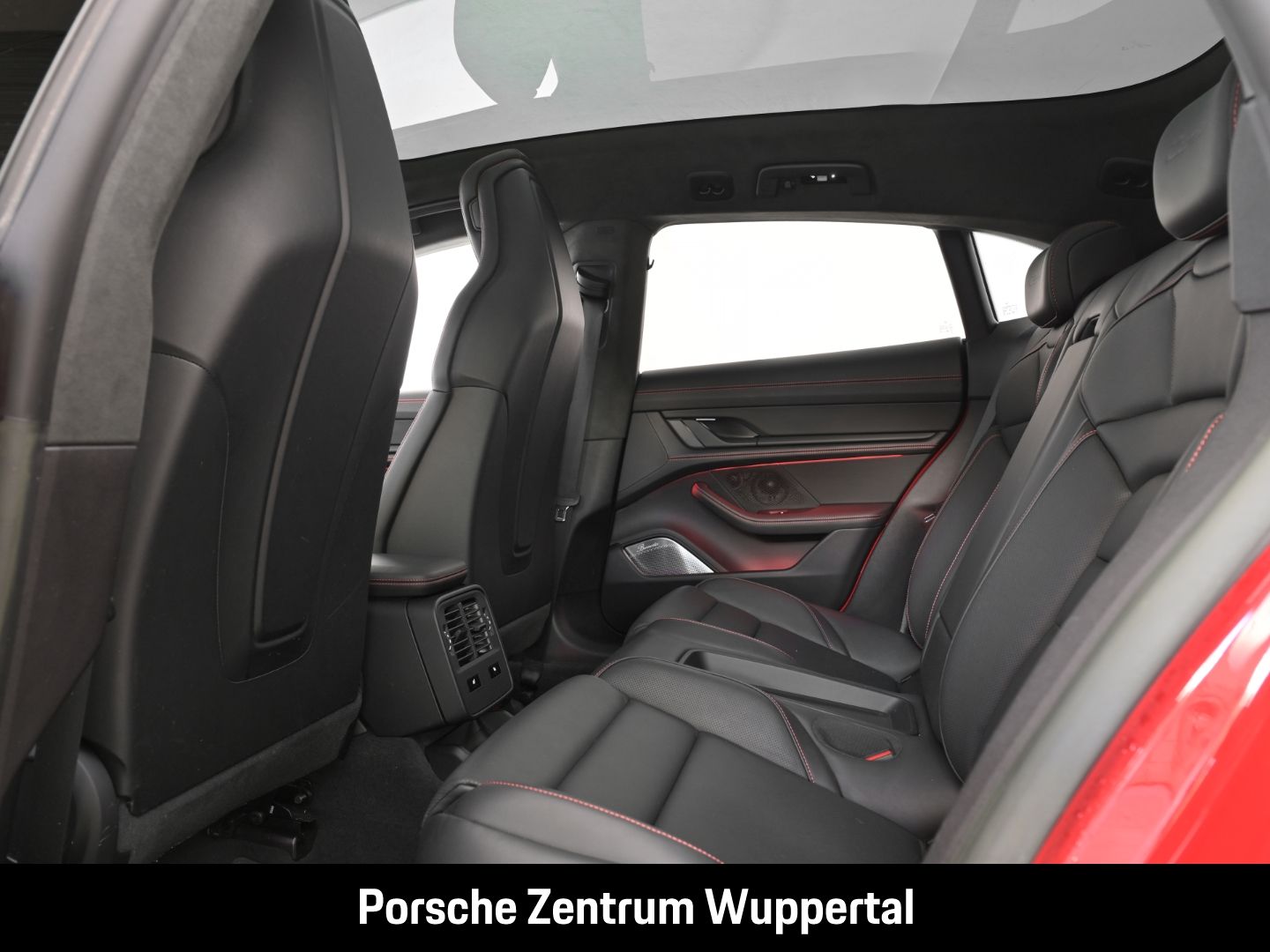 Porsche Taycan Turbo Cross Turismo Burmester Panorama