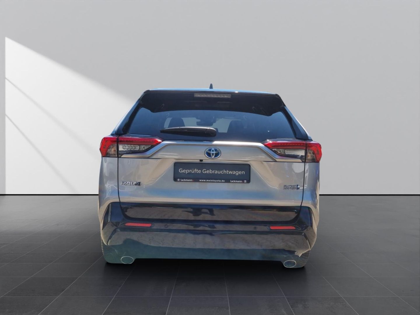 Toyota RAV 4 2.5 Plug-in Hybrid - Samsaru's Car Outlet