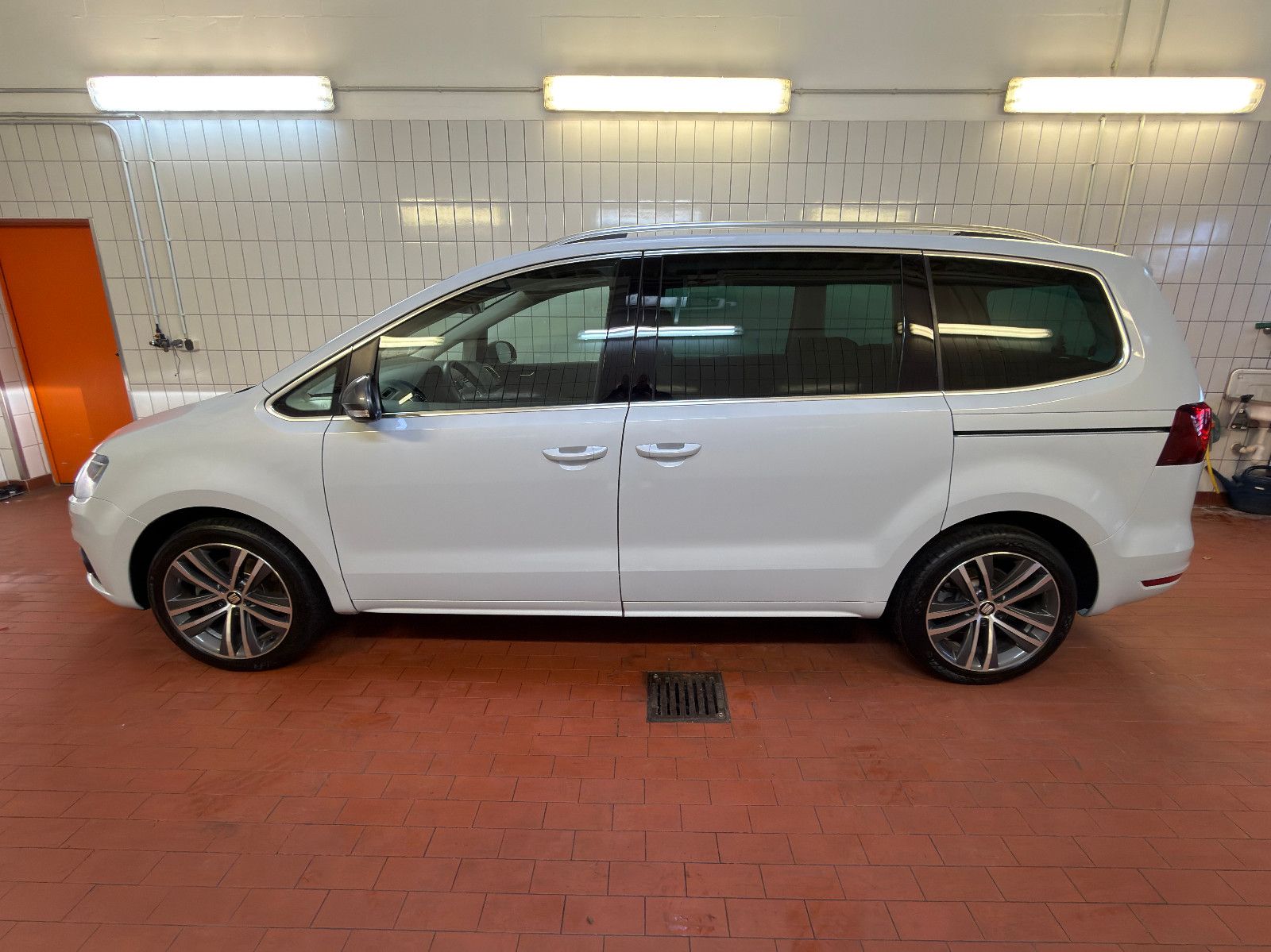 Seat Alhambra FR-Line 1.4 TSI DSG AHK DCC ACC 7-Sitze