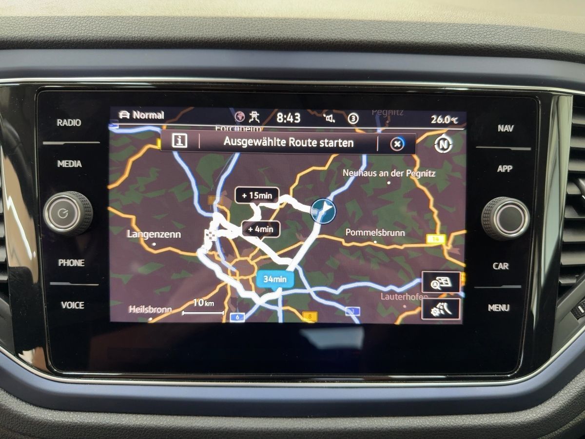 Volkswagen T-Roc 1.5 TSI DSG United - Samsaru's Car Outlet
