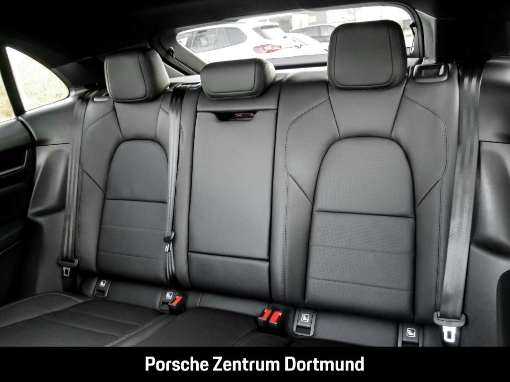 Porsche Macan - Samsaru's Car Outlet
