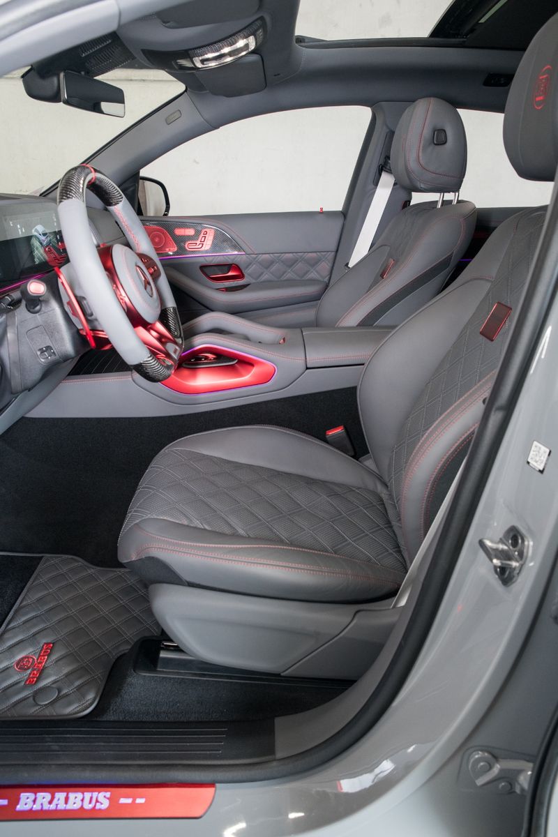 Mercedes-Benz Mercedes-AMG GLE AMG 63 S BRABUS ROCKET 900 1/25