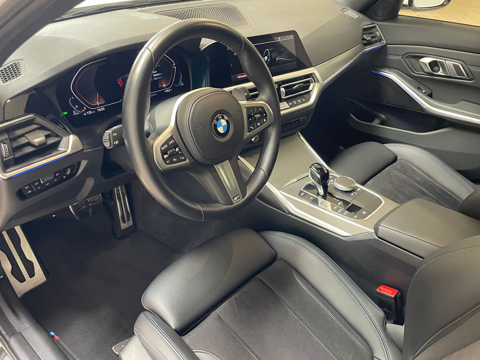 BMW 320d M Sport - Samsaru's Car Outlet