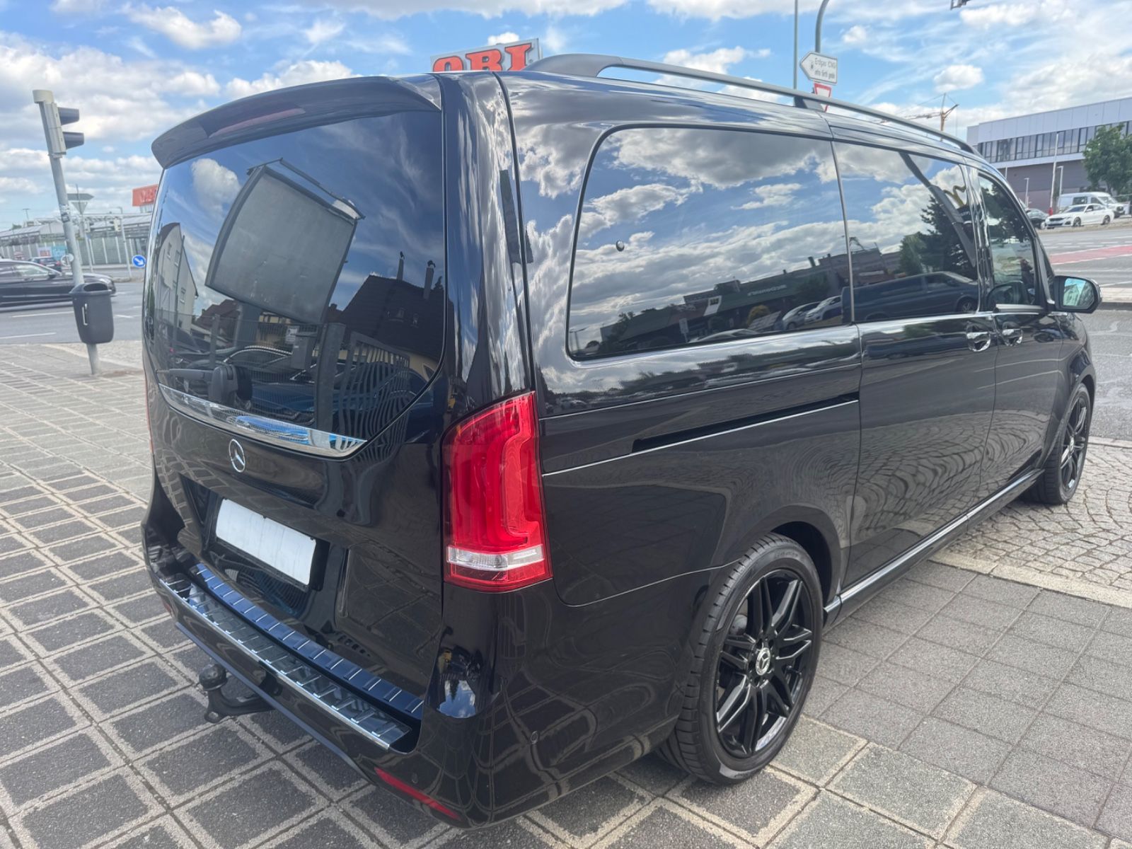 Mercedes-Benz V 250 d EXCLUSIVE EDITION - Samsaru's Car Outlet