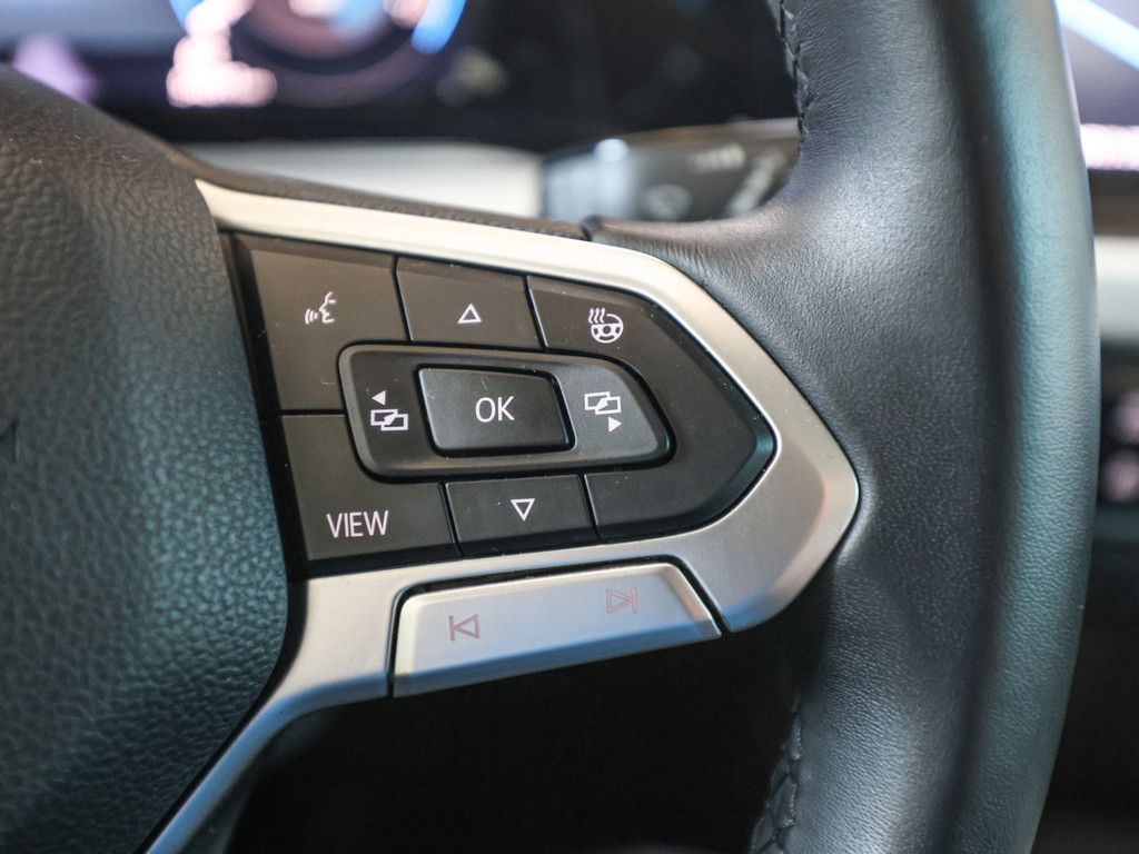 Volkswagen Golf VIII Variant Life 1.0 l TSI - Samsaru's Car Outlet