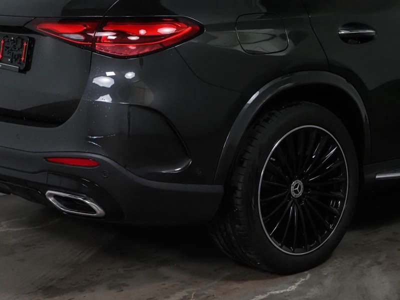 Mercedes-Benz GLC 300d AMG PremiumPlus+Night+AHK+StHz+HUD+20"+