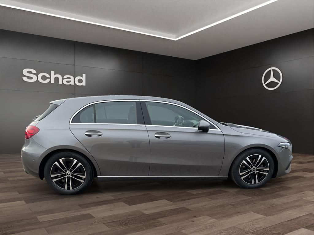 Mercedes-Benz A 180 - Samsaru's Car Outlet