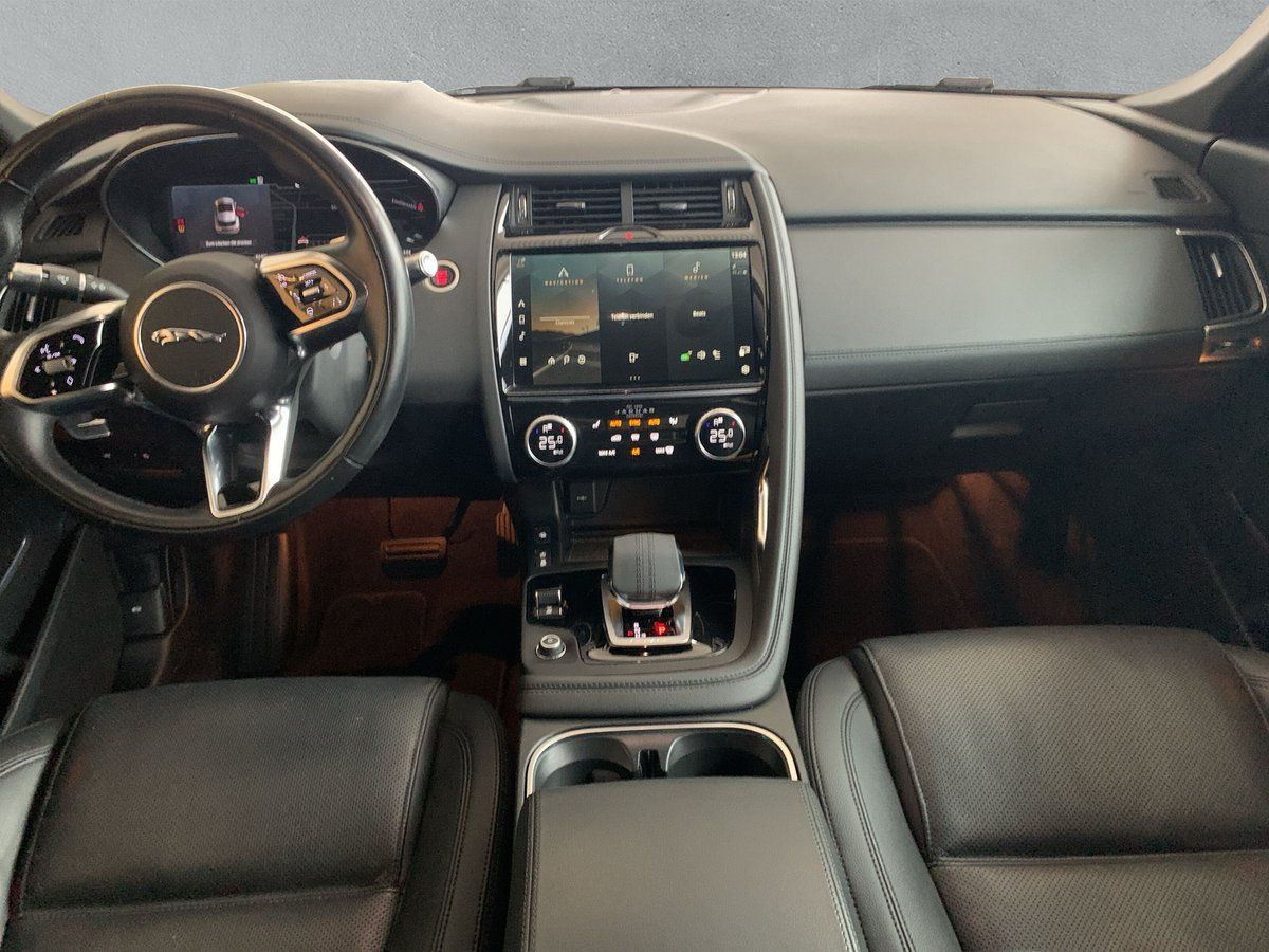 Jaguar E-PACE D165 AWD SE PIXEL-LED+PANO+20"LMF+ACC+SHZ