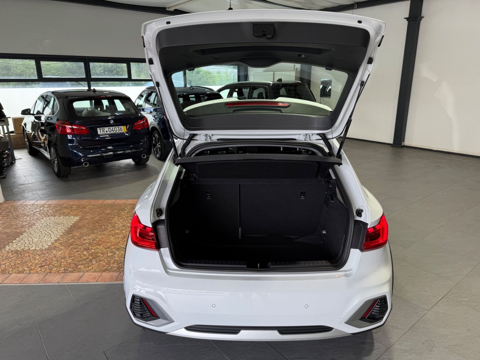 Audi A1 30 TFSI - Samsaru's Car Outlet