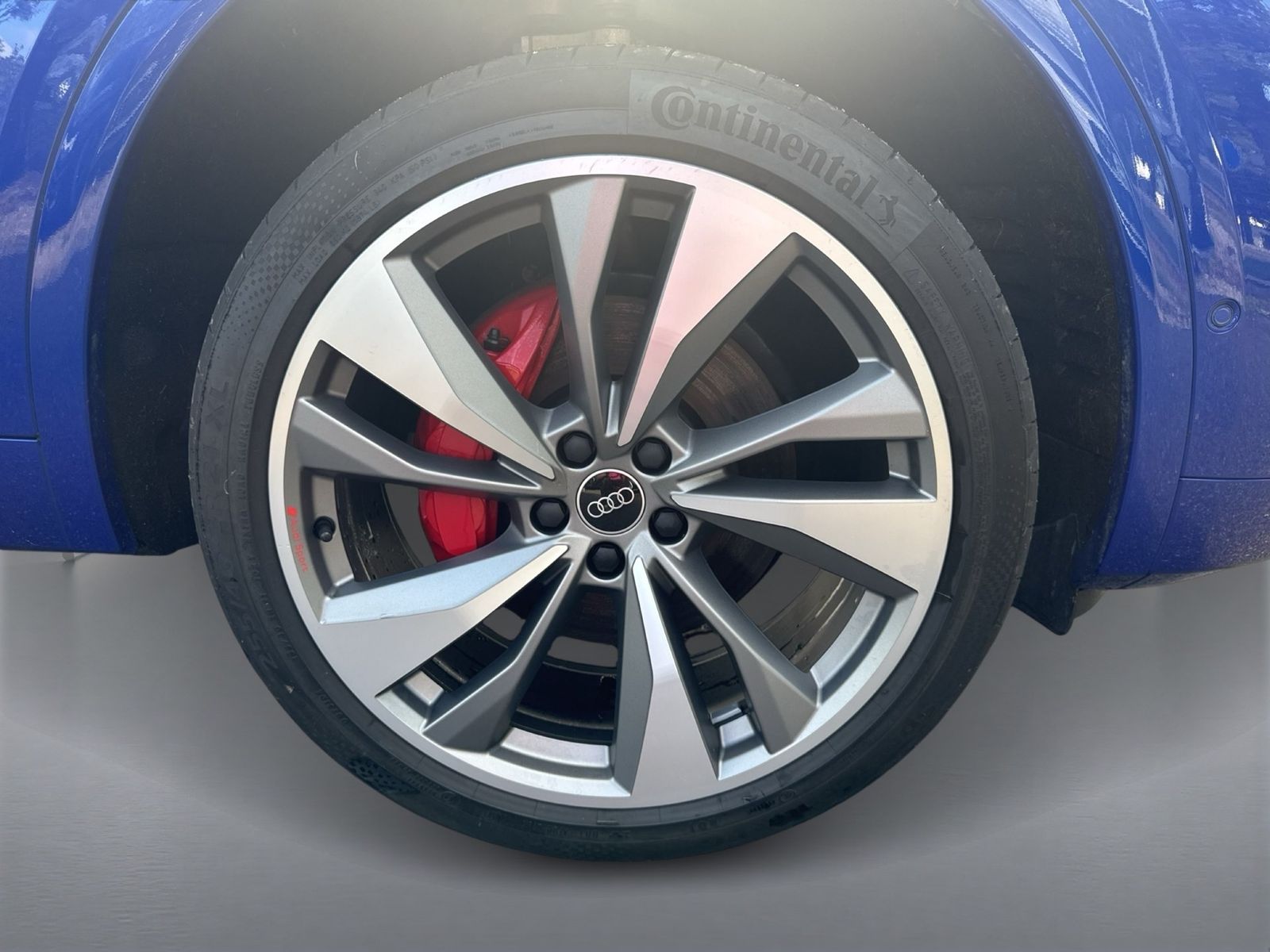Audi Q5 55 TFSI e qu S line MATRIX AHK PANO 360° 21"