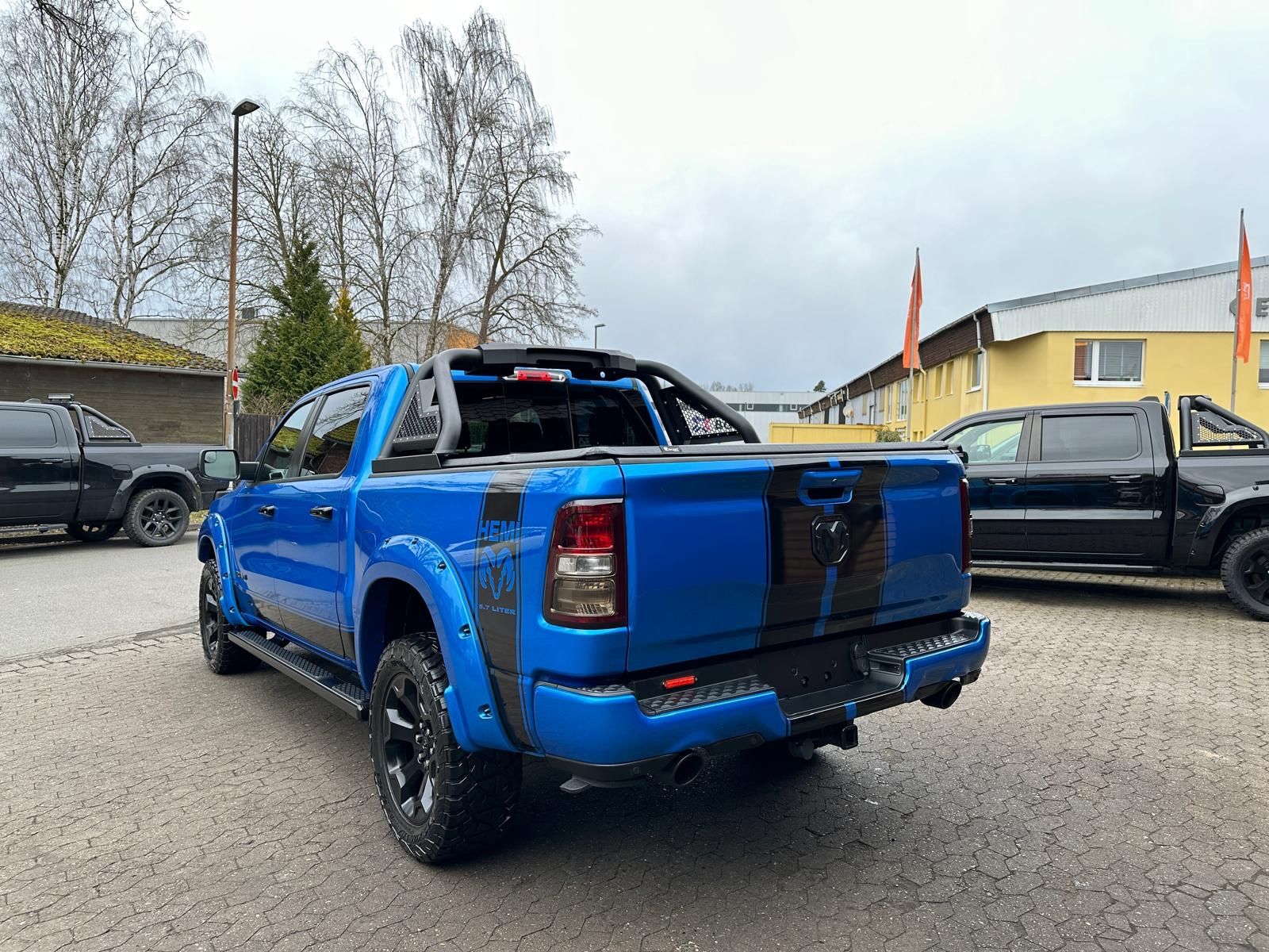 Dodge 5.7 V8*LPG*LIFT*BÜGEL*OFFROAD*AHK*NAVI*GARANTIE