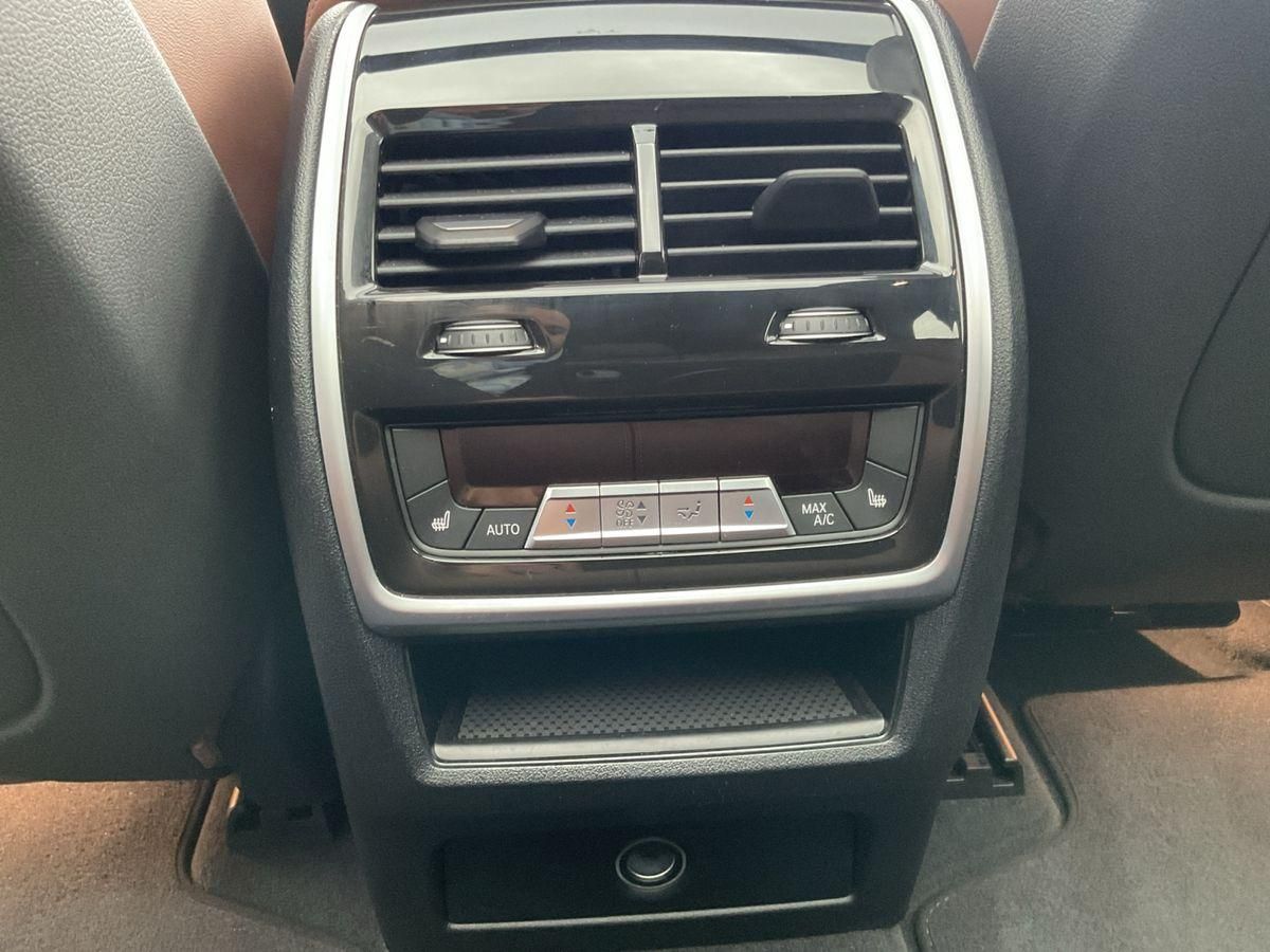 BMW X5 xDRIVE 30d M-SPORT xOFFROAD-PAKET+PANO+StHZ+L