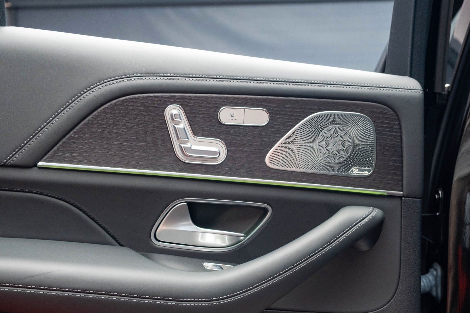 Mercedes-Benz GLE 53 AMG 4M+ Burm Massage Pano 360 22" HUD