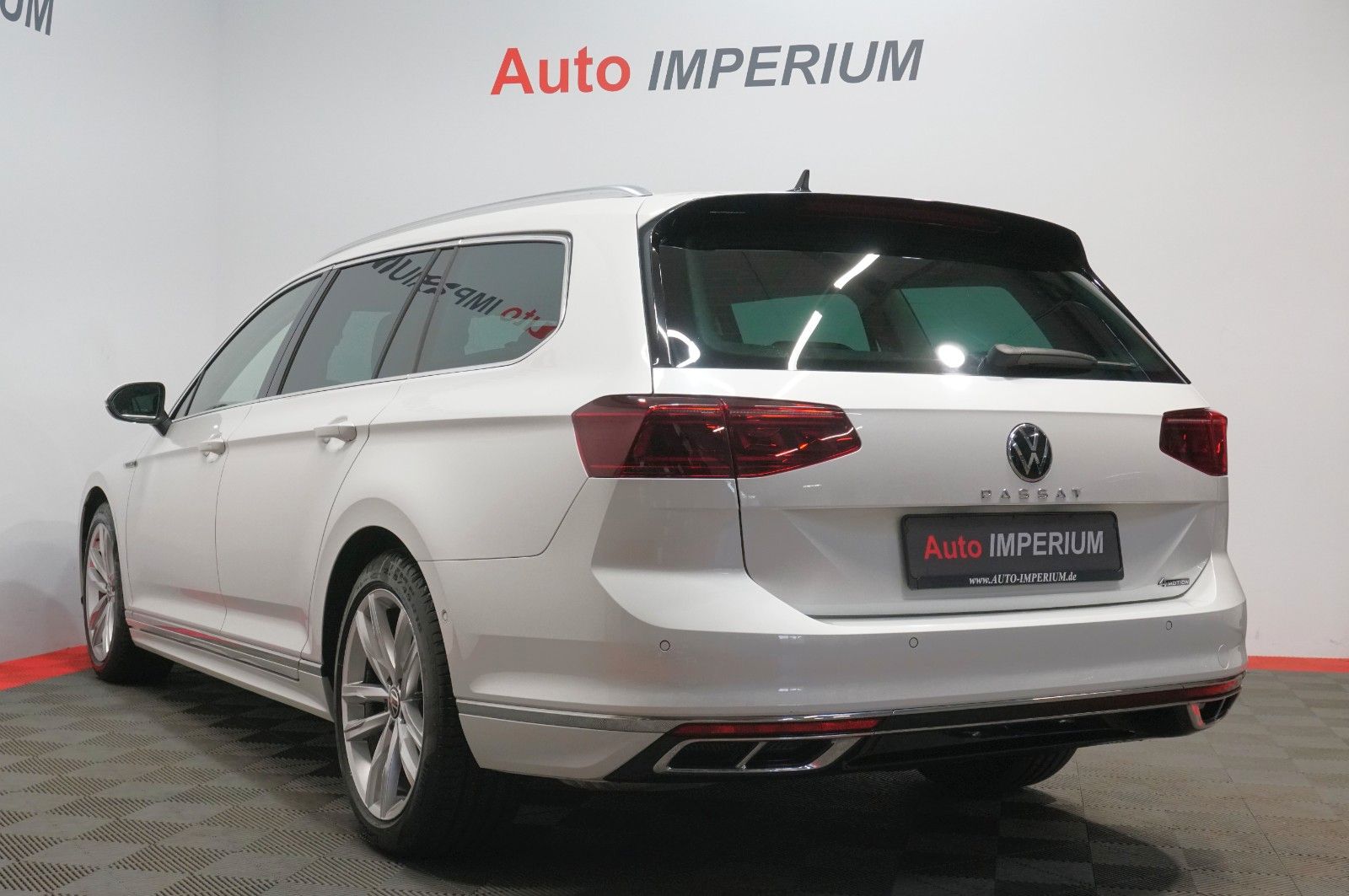 Volkswagen Passat Variant R-Line 4Motion 2.0 TDI*STDHZ*ACC