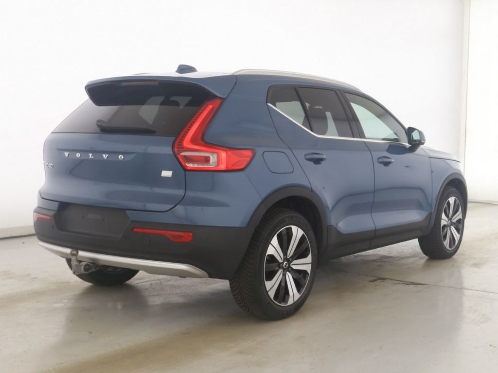Volvo XC40 T4 Recharge Core Voll-LED AHK Kamera