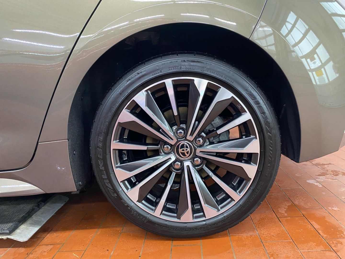 Toyota Corolla 1.8 Hybrid Team D *Bi-LED*ACC*CAM*SHZ*PD