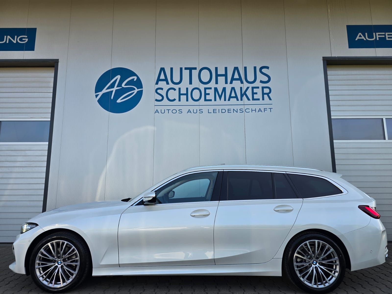 BMW 320d xDrive - Samsaru's Car Outlet