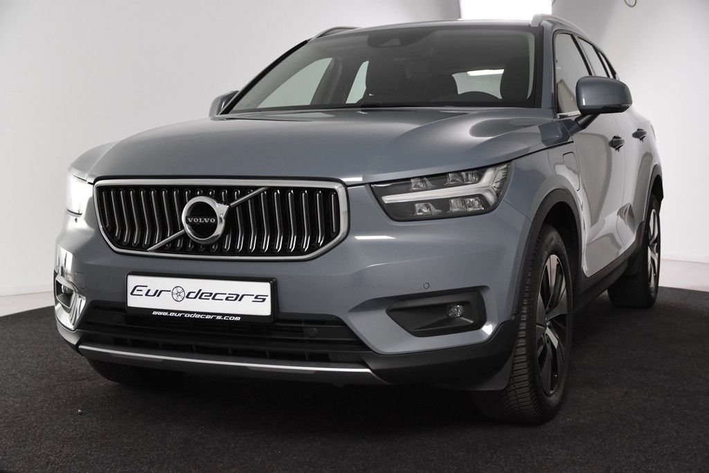 Volvo XC40 T4 Recharge Inscription - Samsaru's Car Outlet