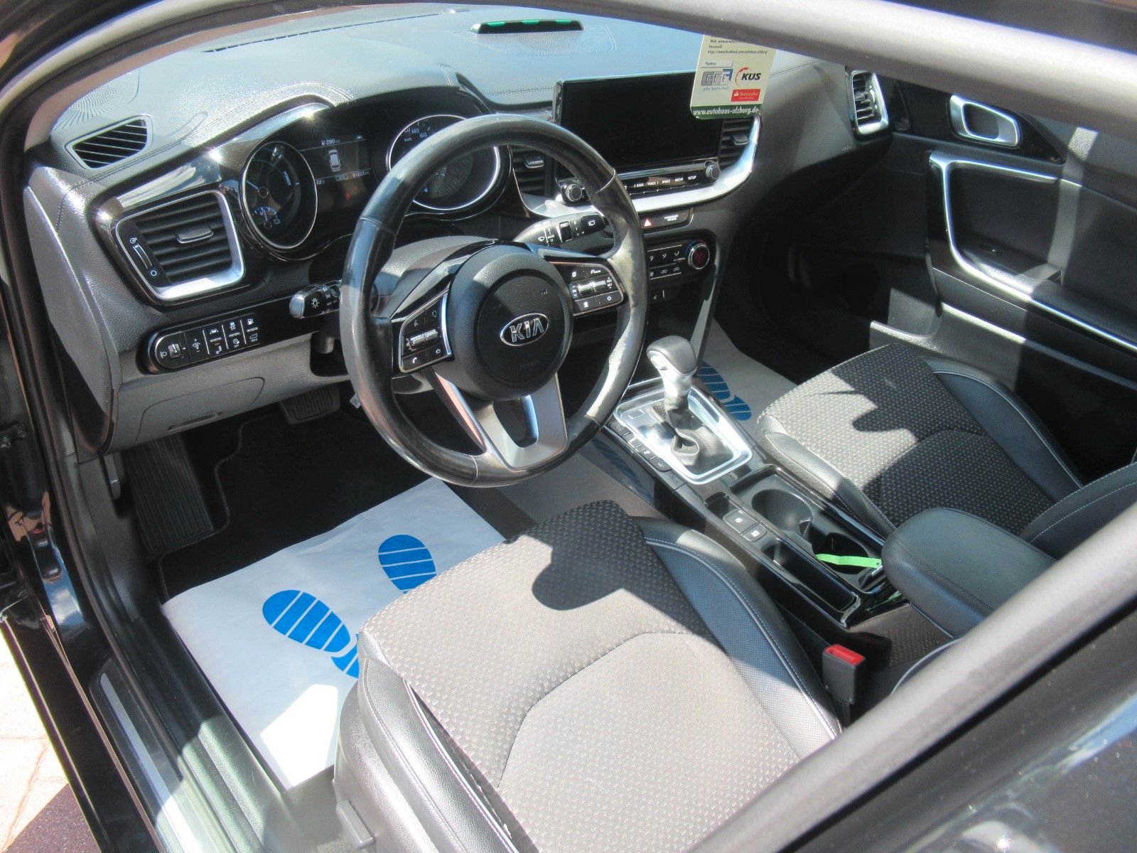 Kia cee'd SW 1.6 GDI DCT Spirit - Samsaru's Car Outlet